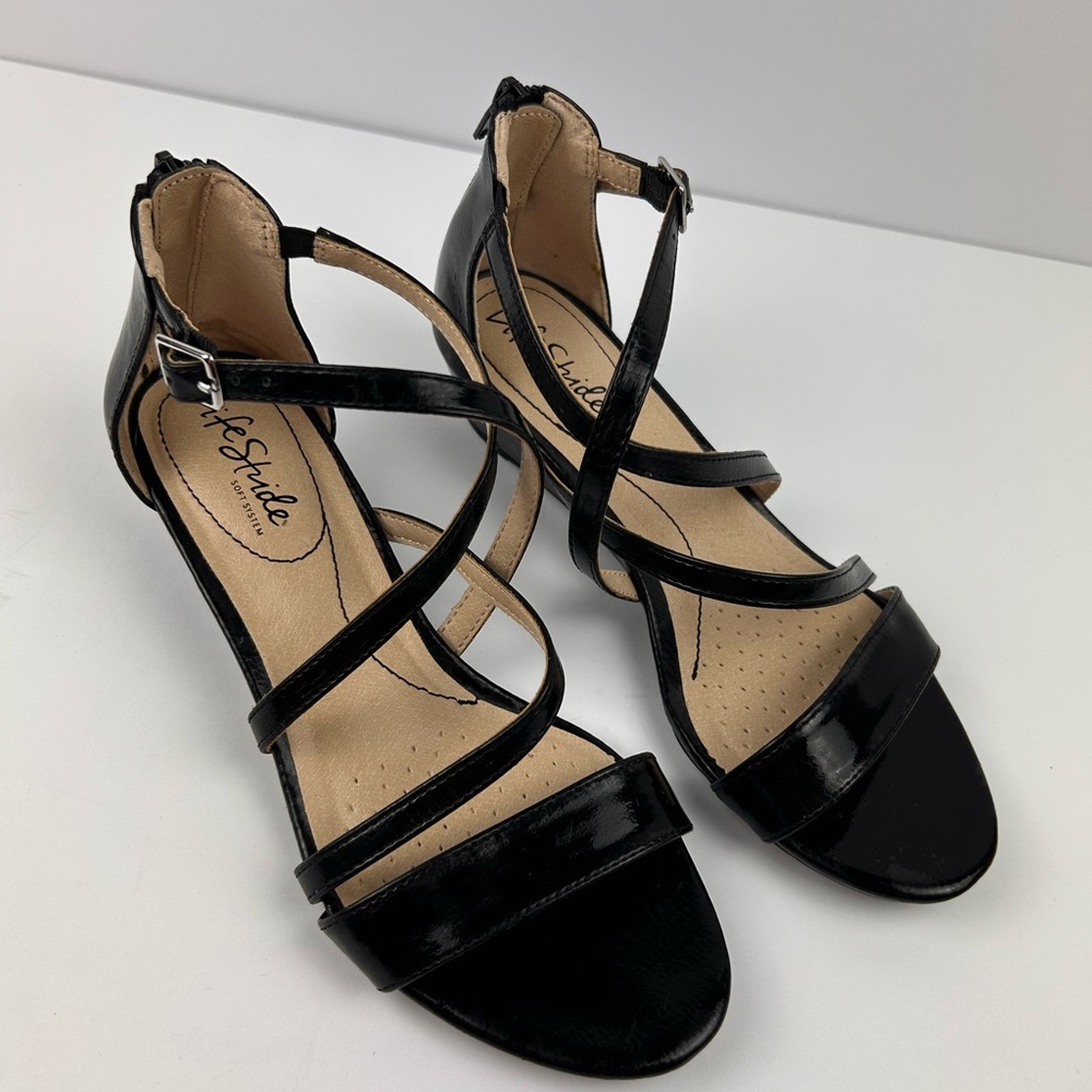 Lifestride Black Strappy Sandals size 7